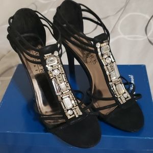 New York transit blk heels